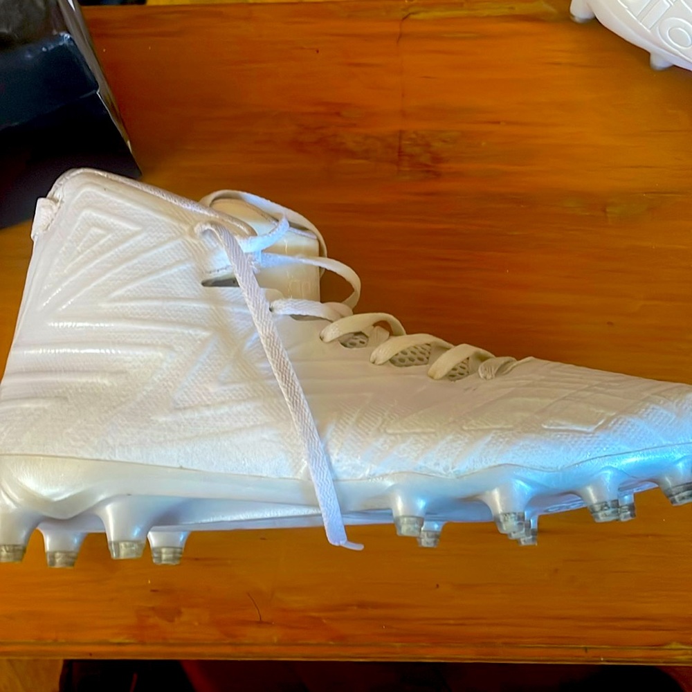 Football shoes
